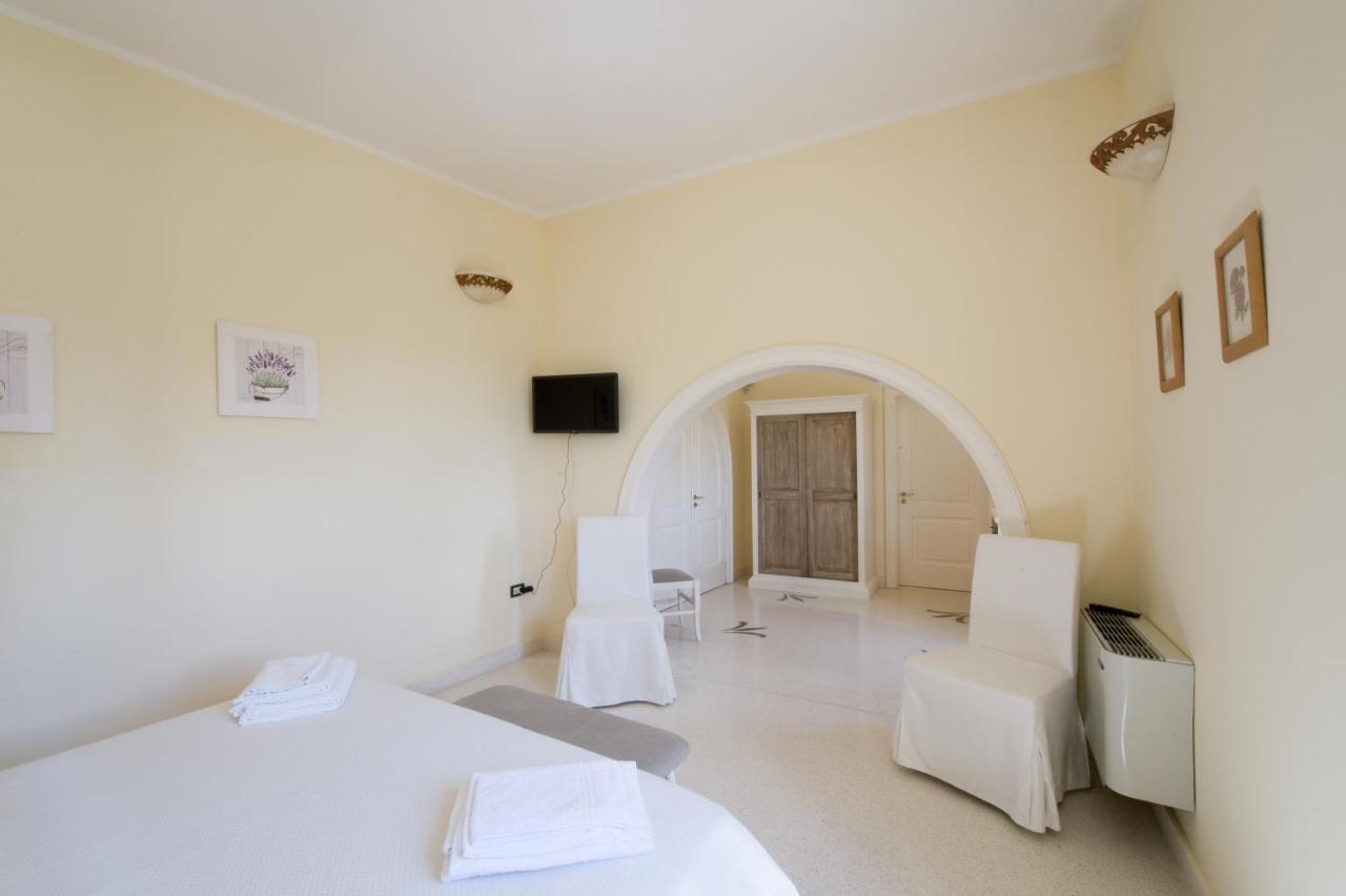 Parco Degli Aranci Bed & Breakfast Cutrofiano Exterior photo